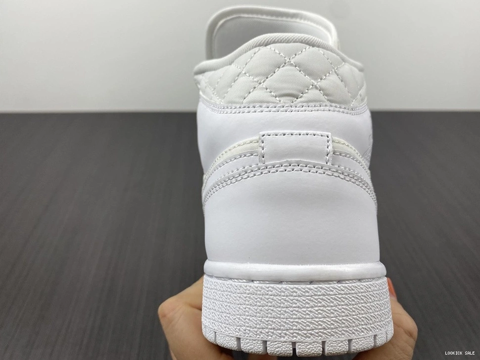 Reps 1 - Quilted (W) Mid Jordan DB6078-100 White 0515